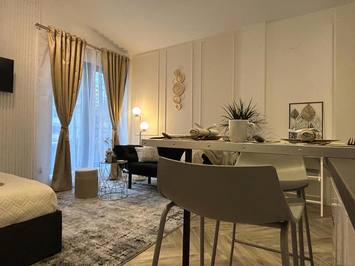 Апартаменты Luxury Mansion Бухарест Экстерьер фото