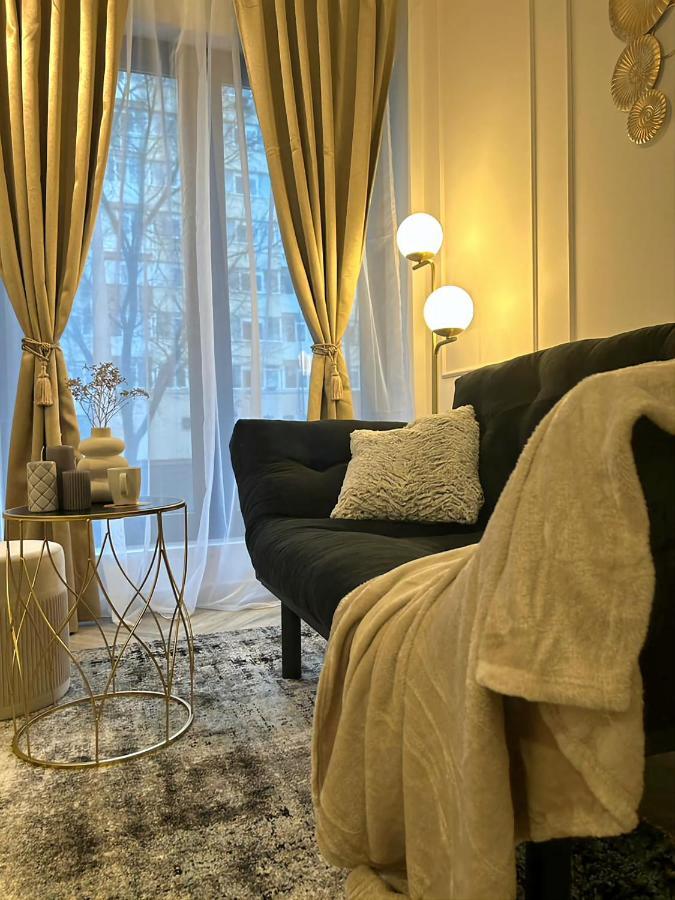 Апартаменты Luxury Mansion Бухарест Экстерьер фото