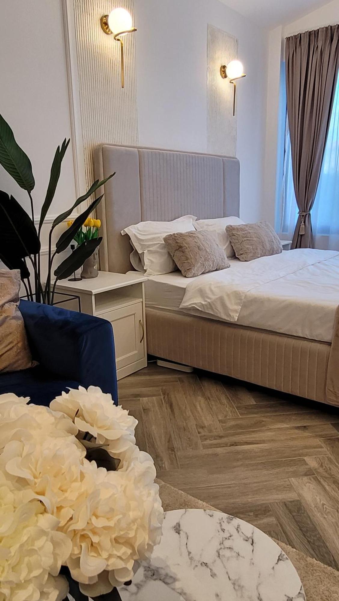 Апартаменты Luxury Mansion Бухарест Экстерьер фото